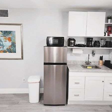 Cheerful Super Suite + 2 Queen + Sofa Bed Minutes From The Airport! Tampa Zewnętrze zdjęcie