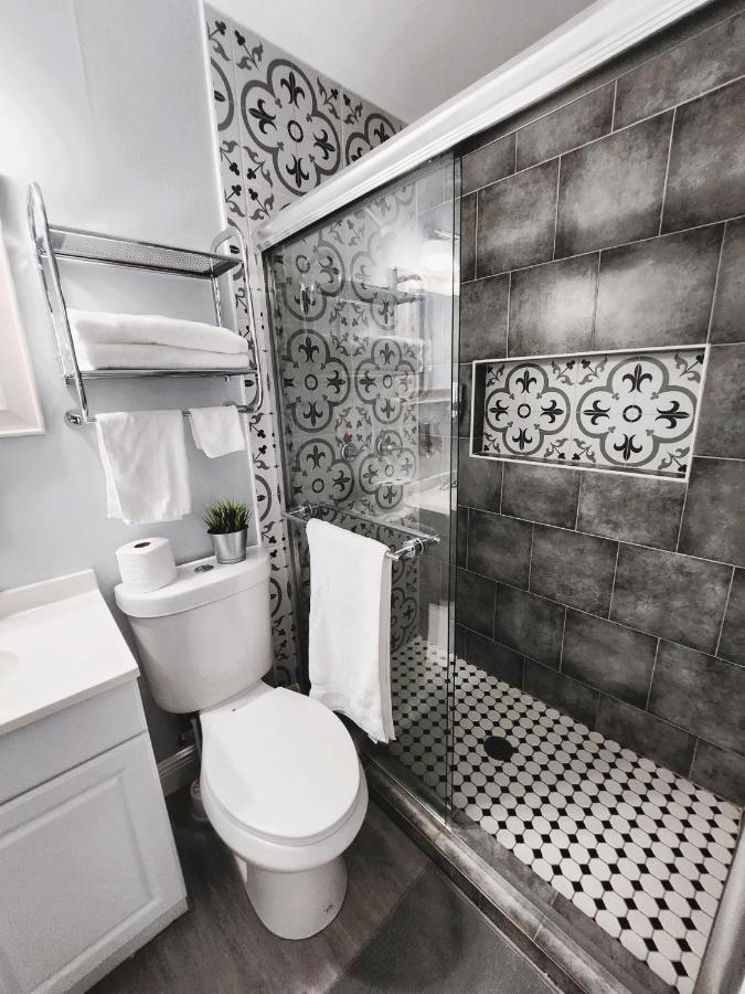 Cheerful Super Suite + 2 Queen + Sofa Bed Minutes From The Airport! Tampa Zewnętrze zdjęcie